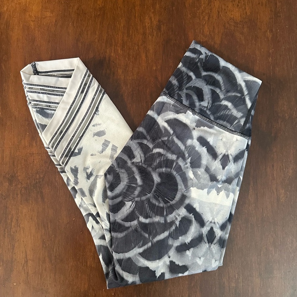 Lululemon Angel Wing leggings